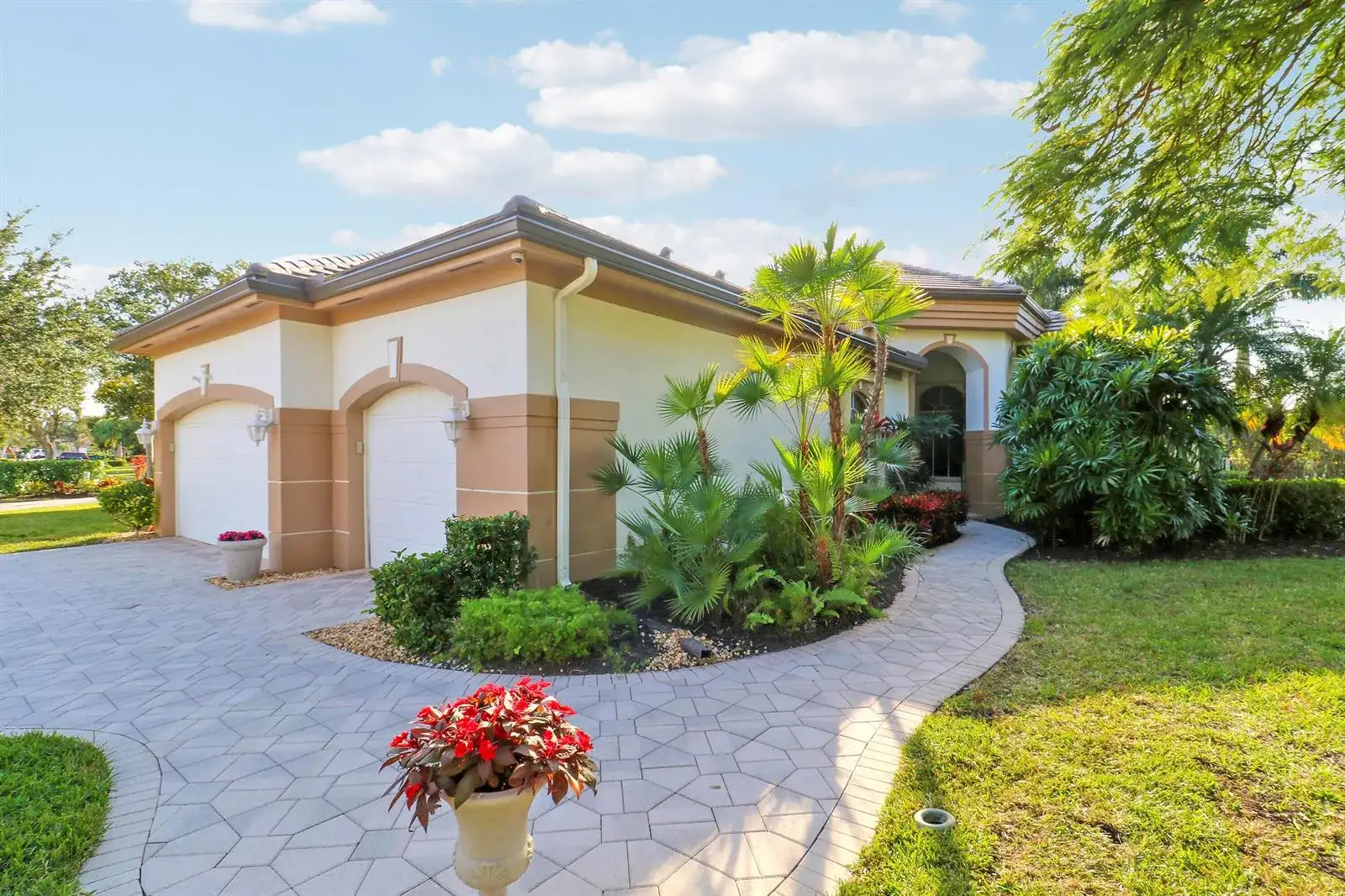 8216 Cypress Point Road, West Palm Beach FL 33412 photo 2