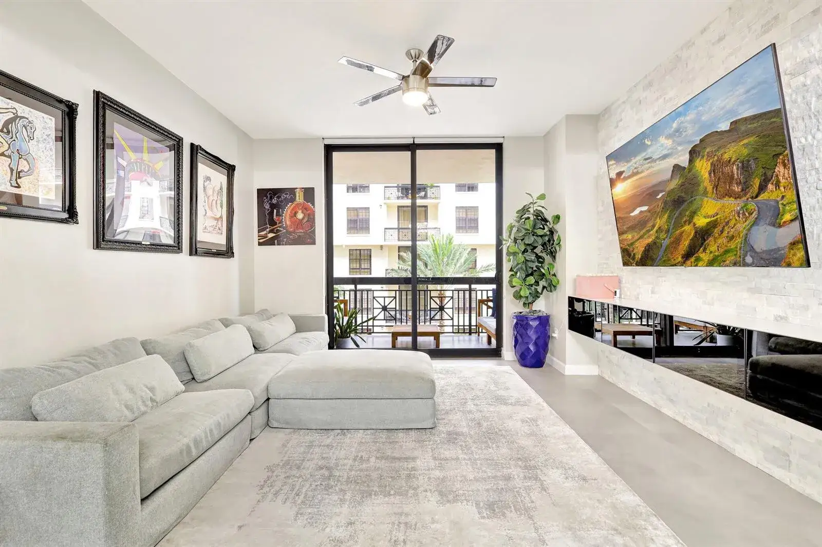 801 S Olive Avenue # 1018, West Palm Beach FL 33401