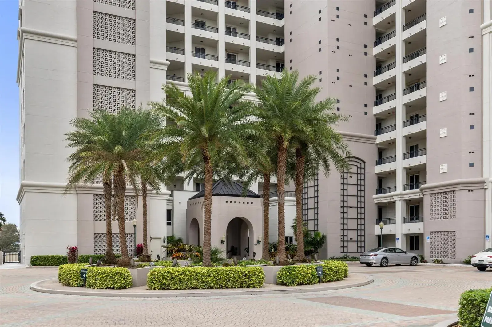 2880 NE 14th St. Causeway # 904, Pompano Beach FL 33062