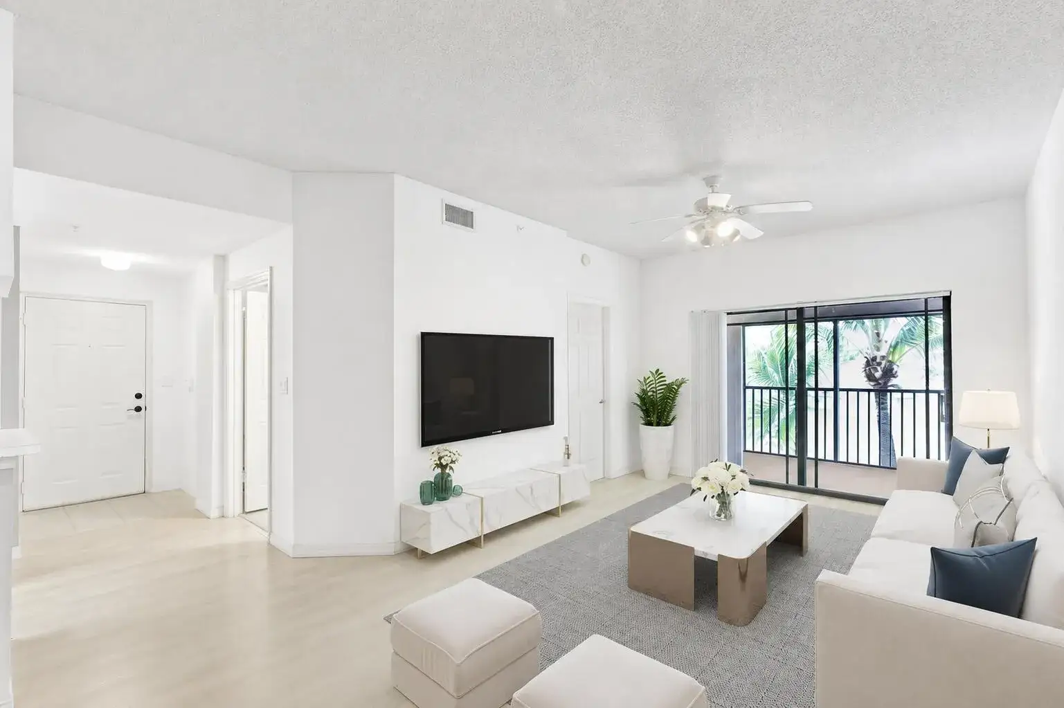 2806 Veronia Drive # 301, Palm Beach Gardens FL 33410