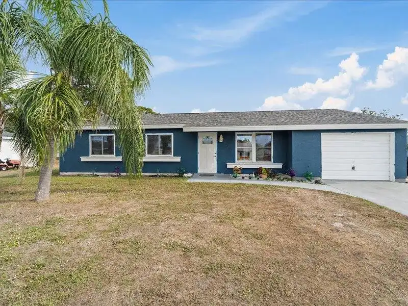 2464 Shenandoah Street, North Port FL 34287