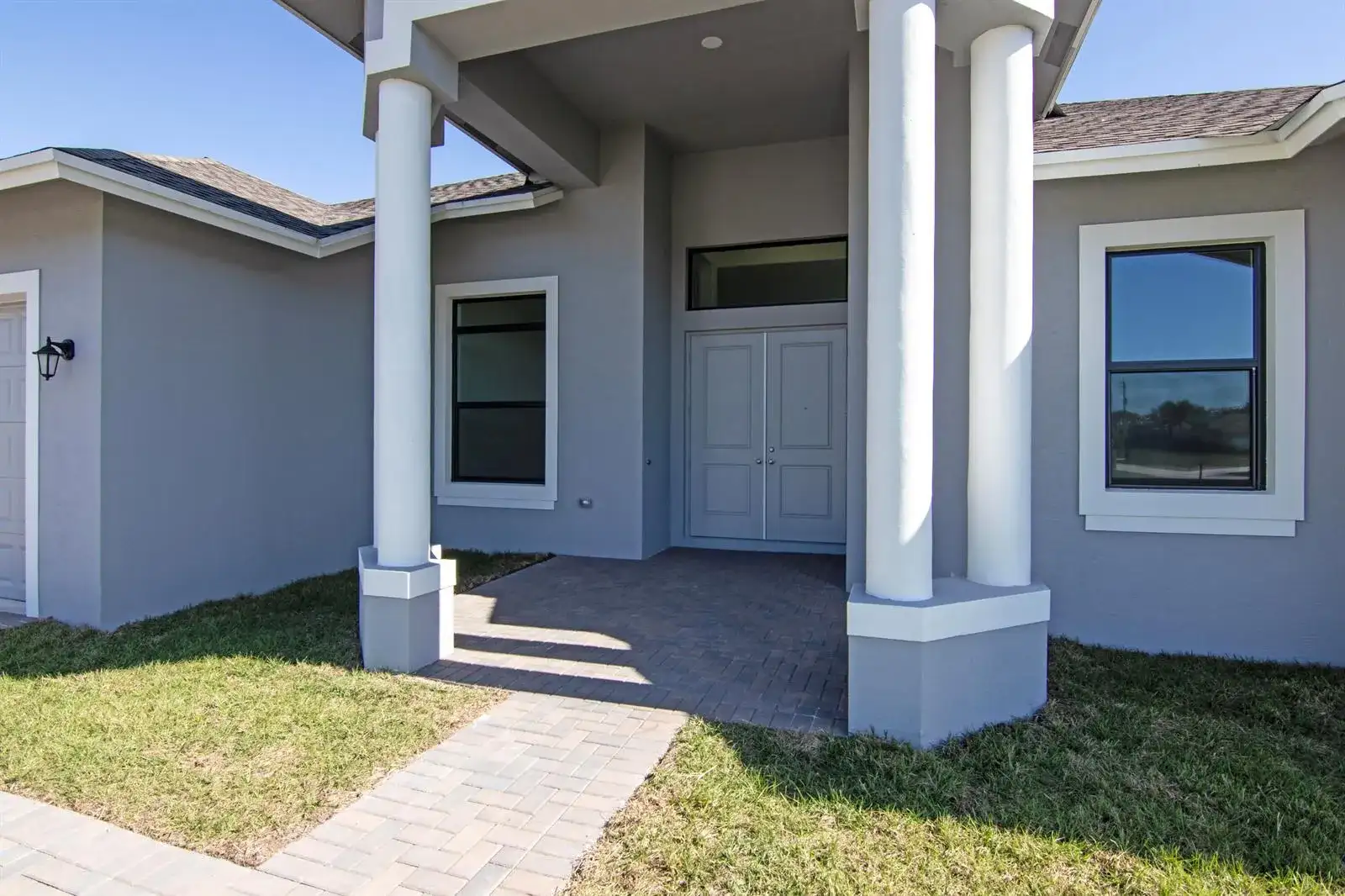 4689 SW Tacoma Street, Port St. Lucie FL 34953 photo 2