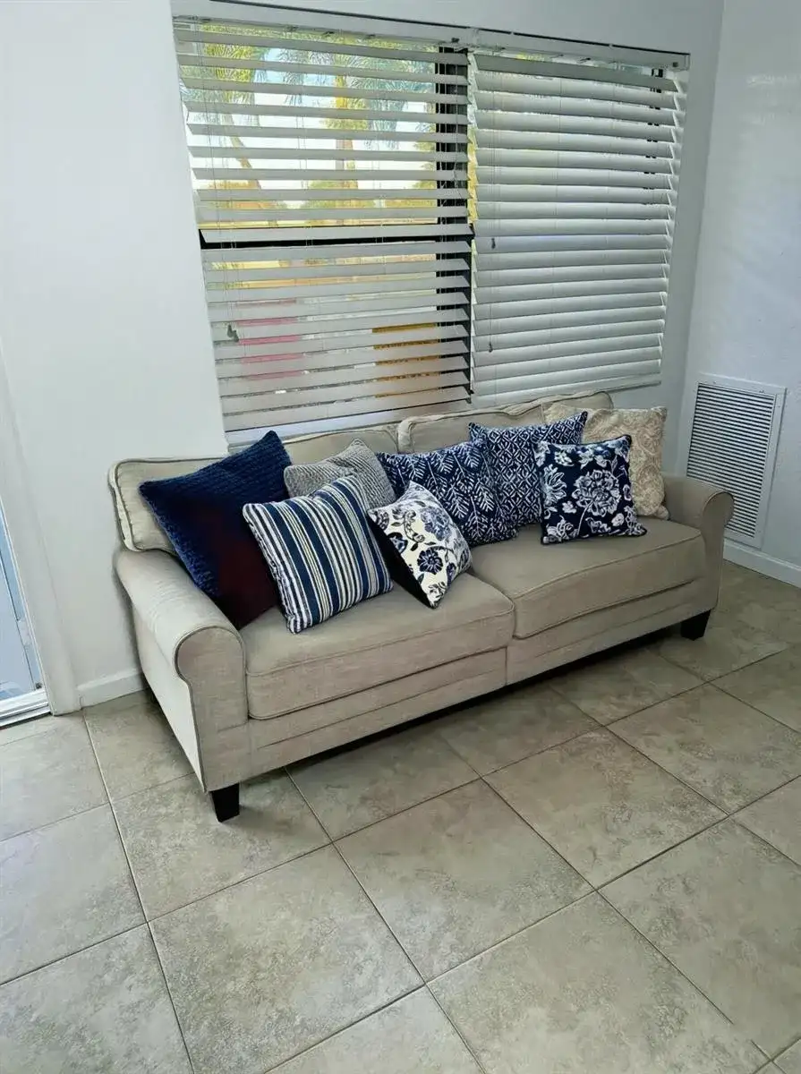 916 W Drew Street, Lantana FL 33462 photo 5
