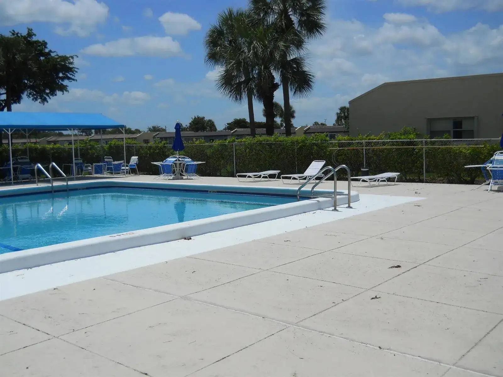 166 Lake Meryl Drive # 166, West Palm Beach FL 33411 photo 2