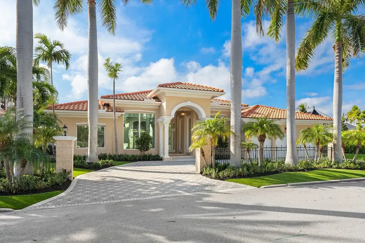 533 E Alexander Palm Road, Boca Raton FL 33432