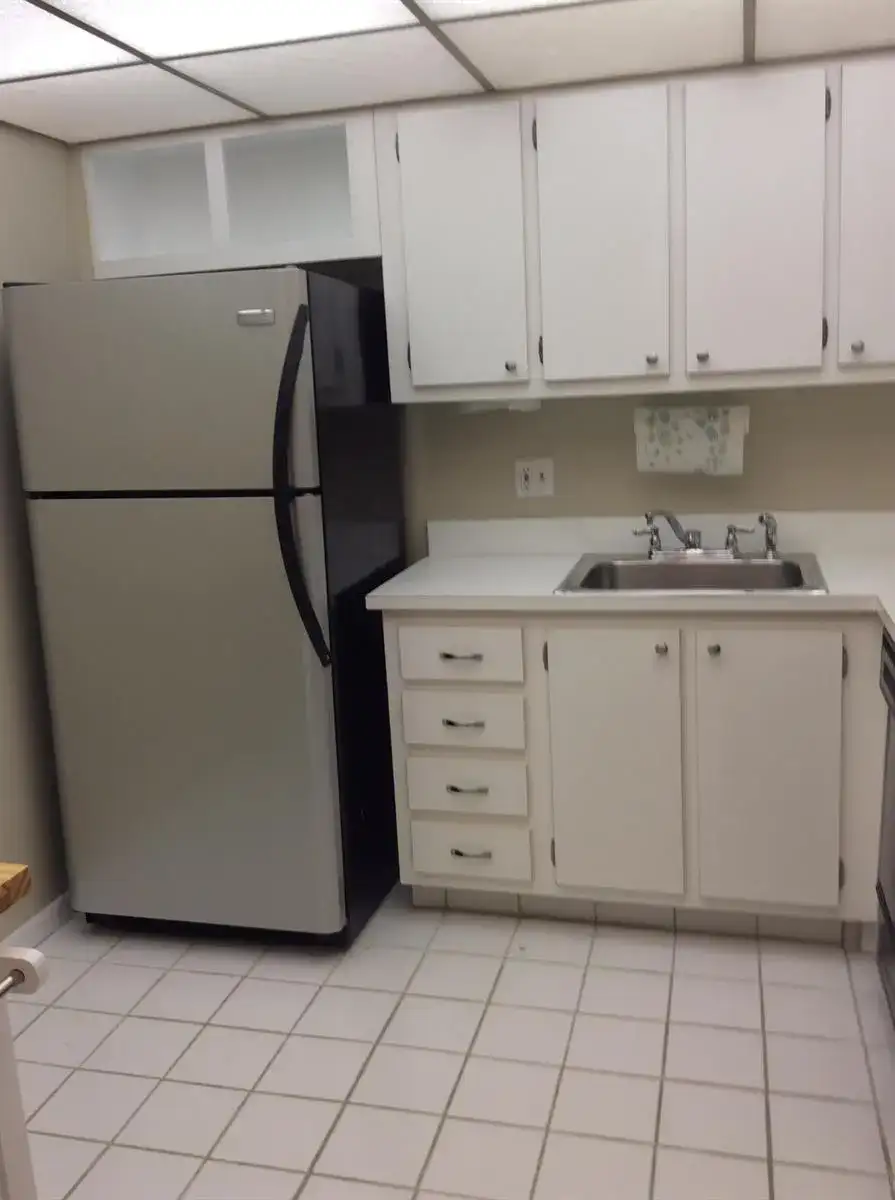470 Executive Center Drive # 2k, West Palm Beach FL 33401 photo 2