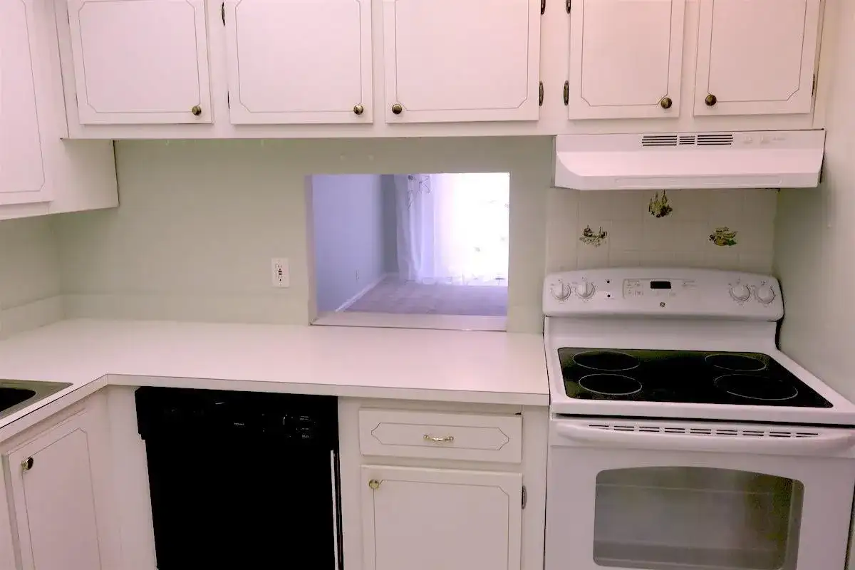 470 Executive Center Drive # 2k, West Palm Beach FL 33401 photo 3