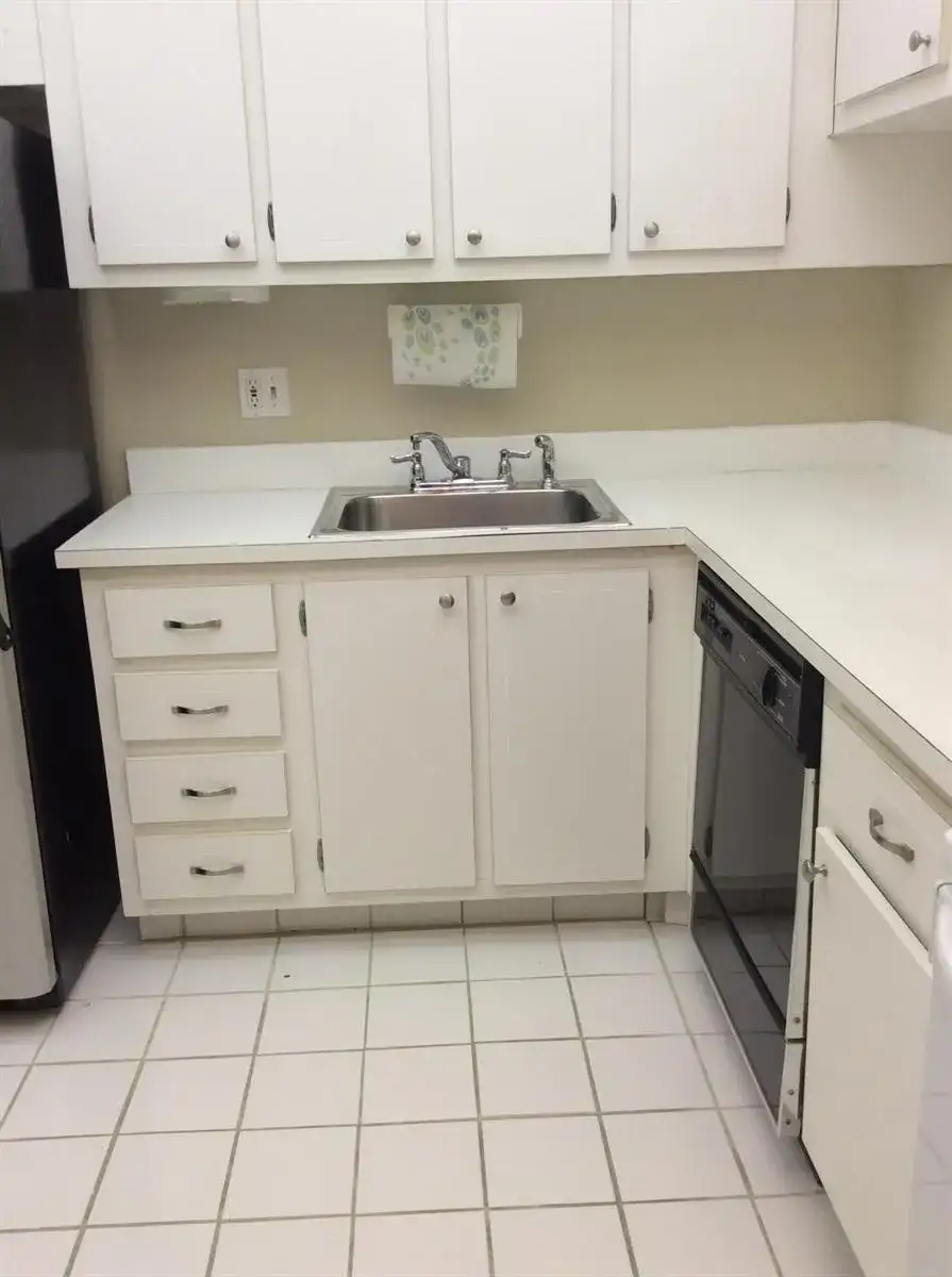 470 Executive Center Drive # 2k, West Palm Beach FL 33401 photo 4