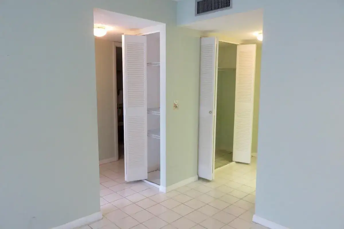 470 Executive Center Drive # 2k, West Palm Beach FL 33401 photo 5