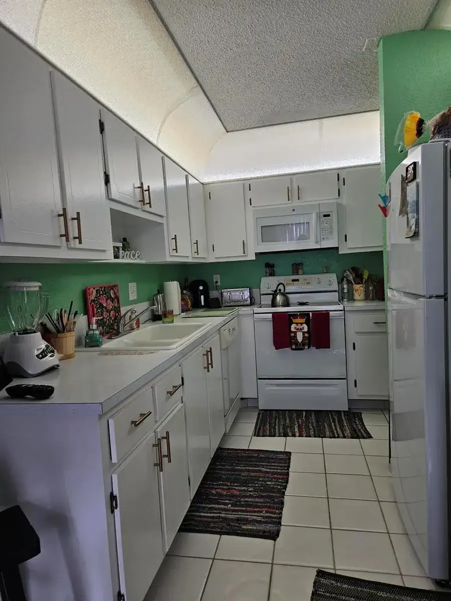 1845 NW 18th Street # 202, Delray Beach FL 33445 photo 3
