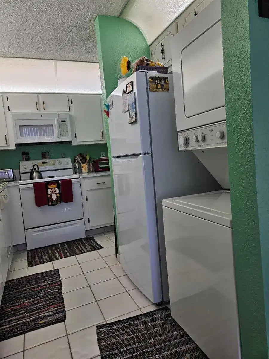 1845 NW 18th Street # 202, Delray Beach FL 33445 photo 4