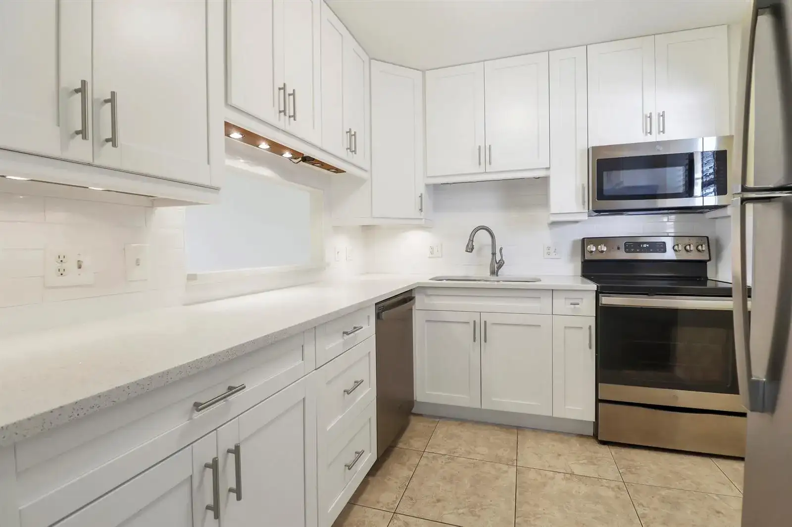 12016 Greenway Circle S # 204, Royal Palm Beach FL 33411 photo 2