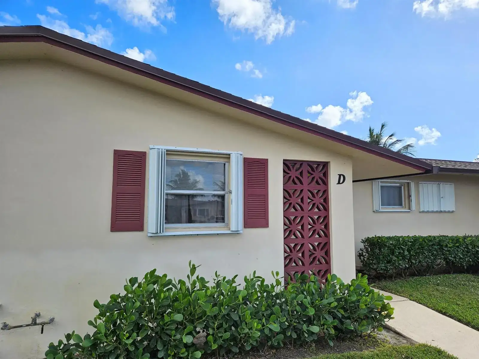 2950 Crosley Drive E # D, West Palm Beach FL 33415 photo 2