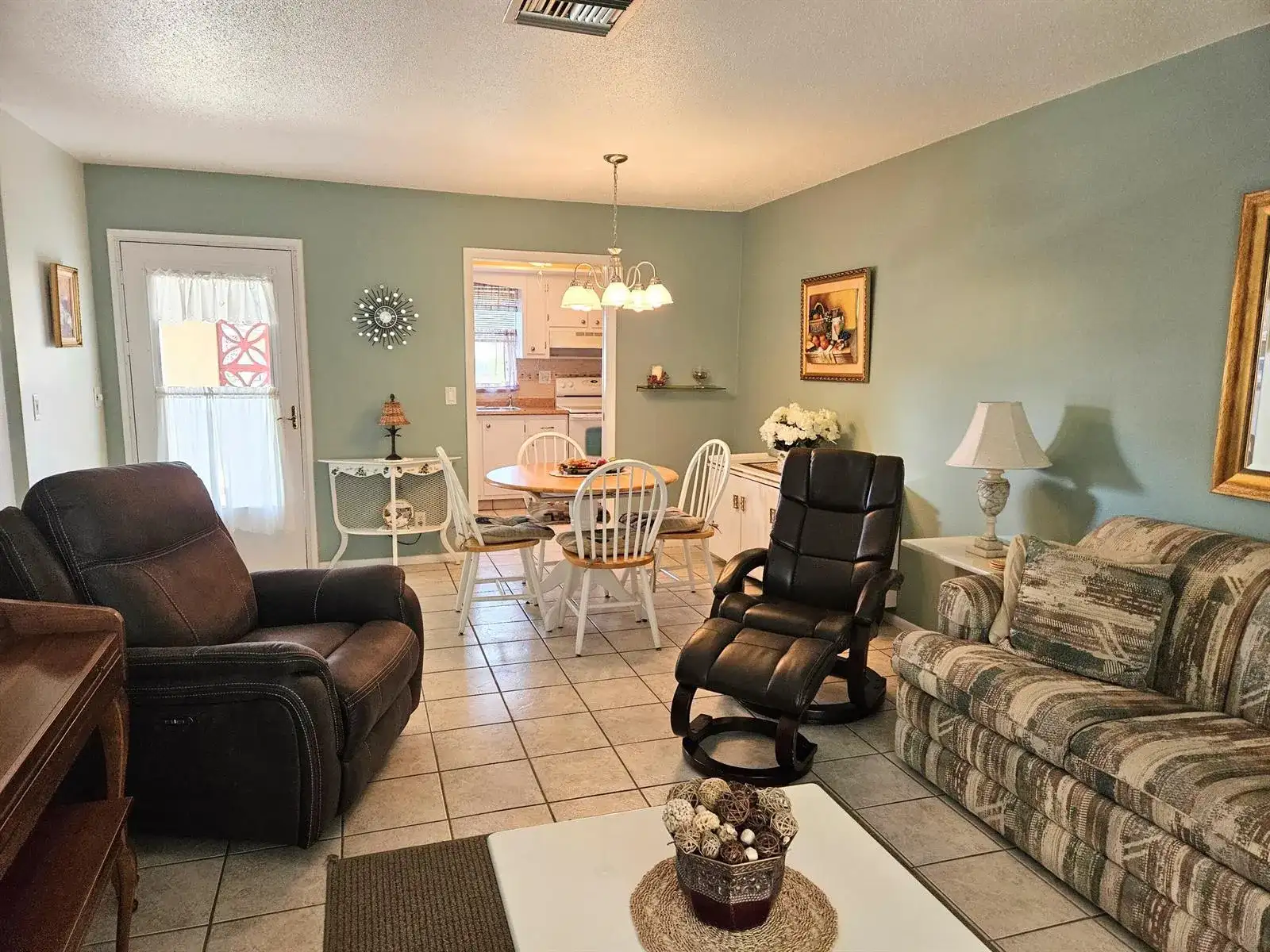2950 Crosley Drive E # D, West Palm Beach FL 33415 photo 3