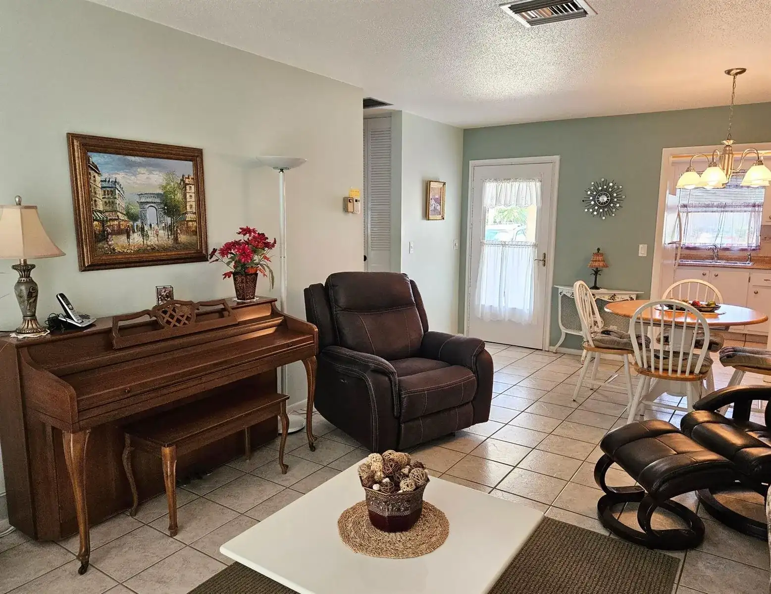 2950 Crosley Drive E # D, West Palm Beach FL 33415 photo 4