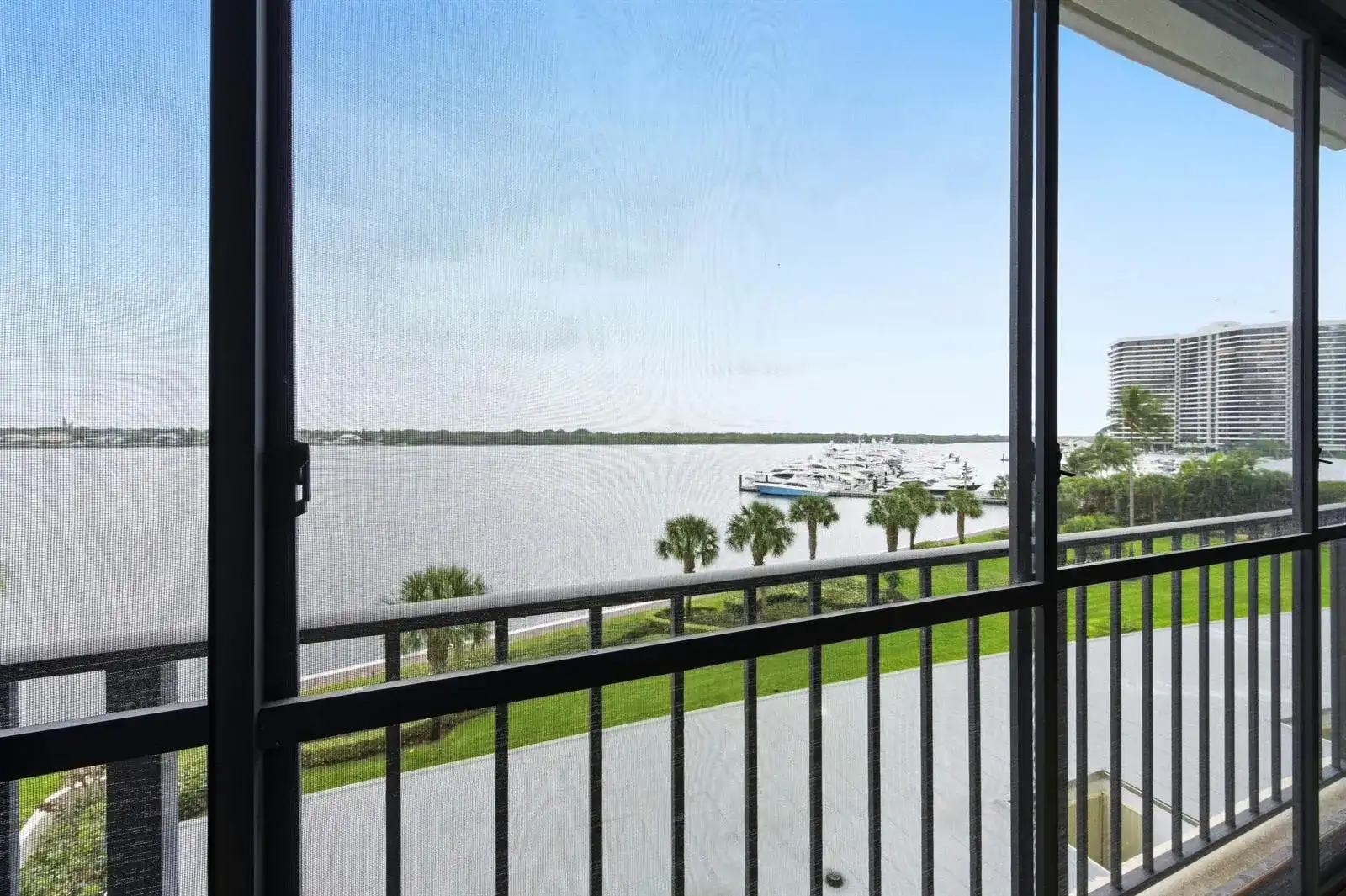 126 Lakeshore Drive # 526, North Palm Beach FL 33408 photo 3