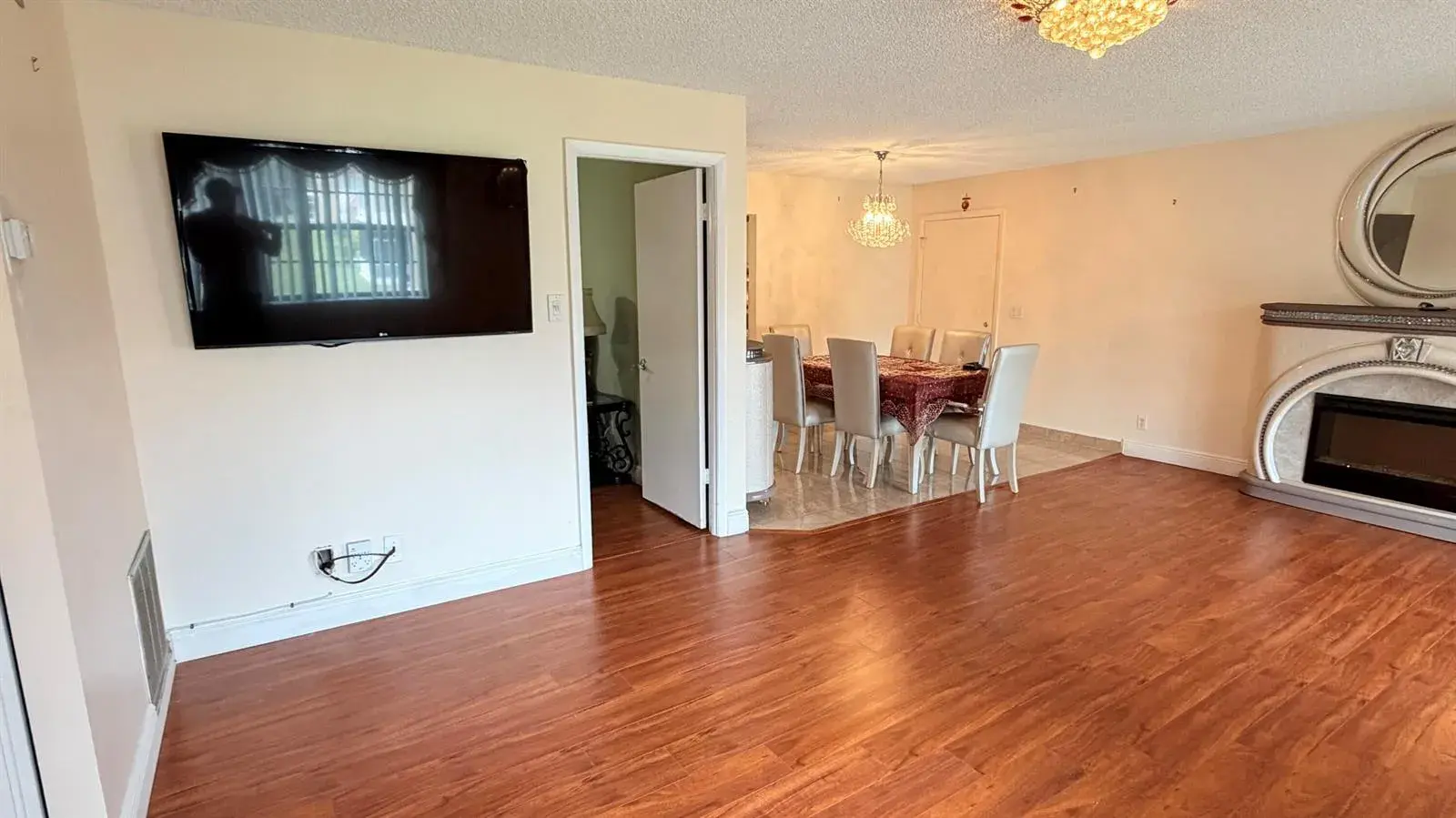 320 Lake Dora Drive # 320, West Palm Beach FL 33411