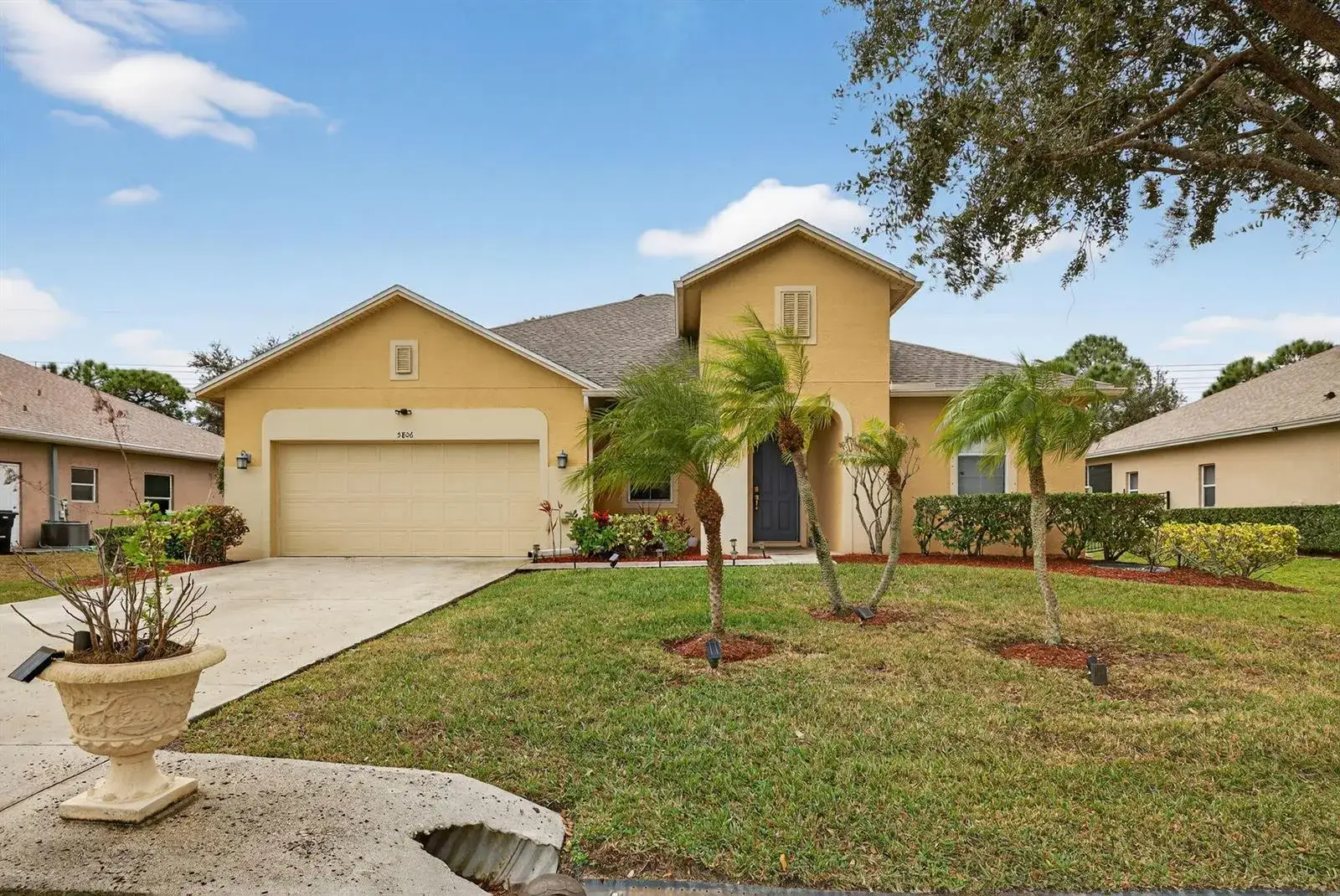 5806 NW Breezy Brook Court, Port St. Lucie FL 34986