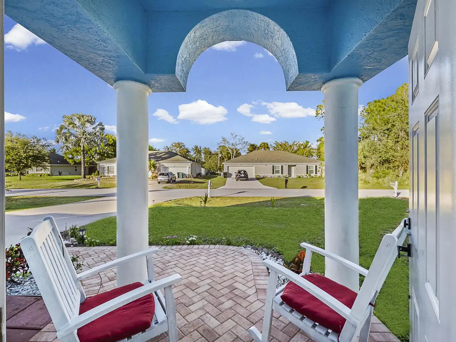 982 SW Worcester Lane, Port St. Lucie FL 34953 photo 3