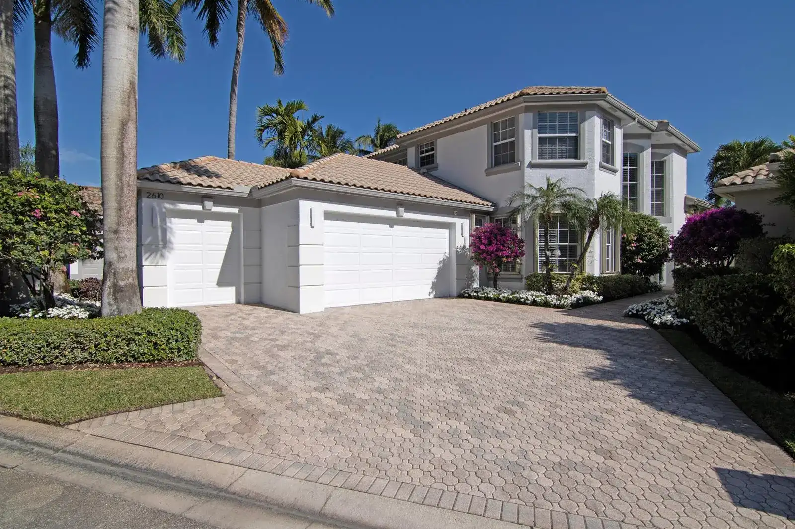 2610 Players Court, Wellington FL 33414 photo 2