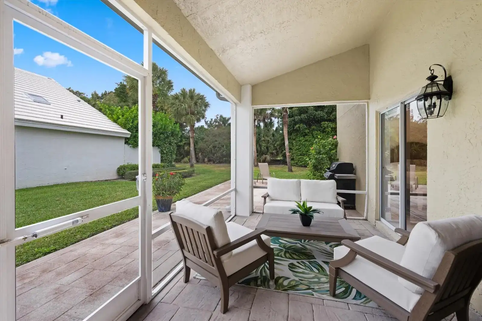 9221 Heathridge Drive, West Palm Beach FL 33411 photo 3