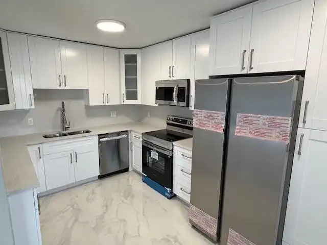 810 Lake Shore Drive # 19, Lake Park FL 33403