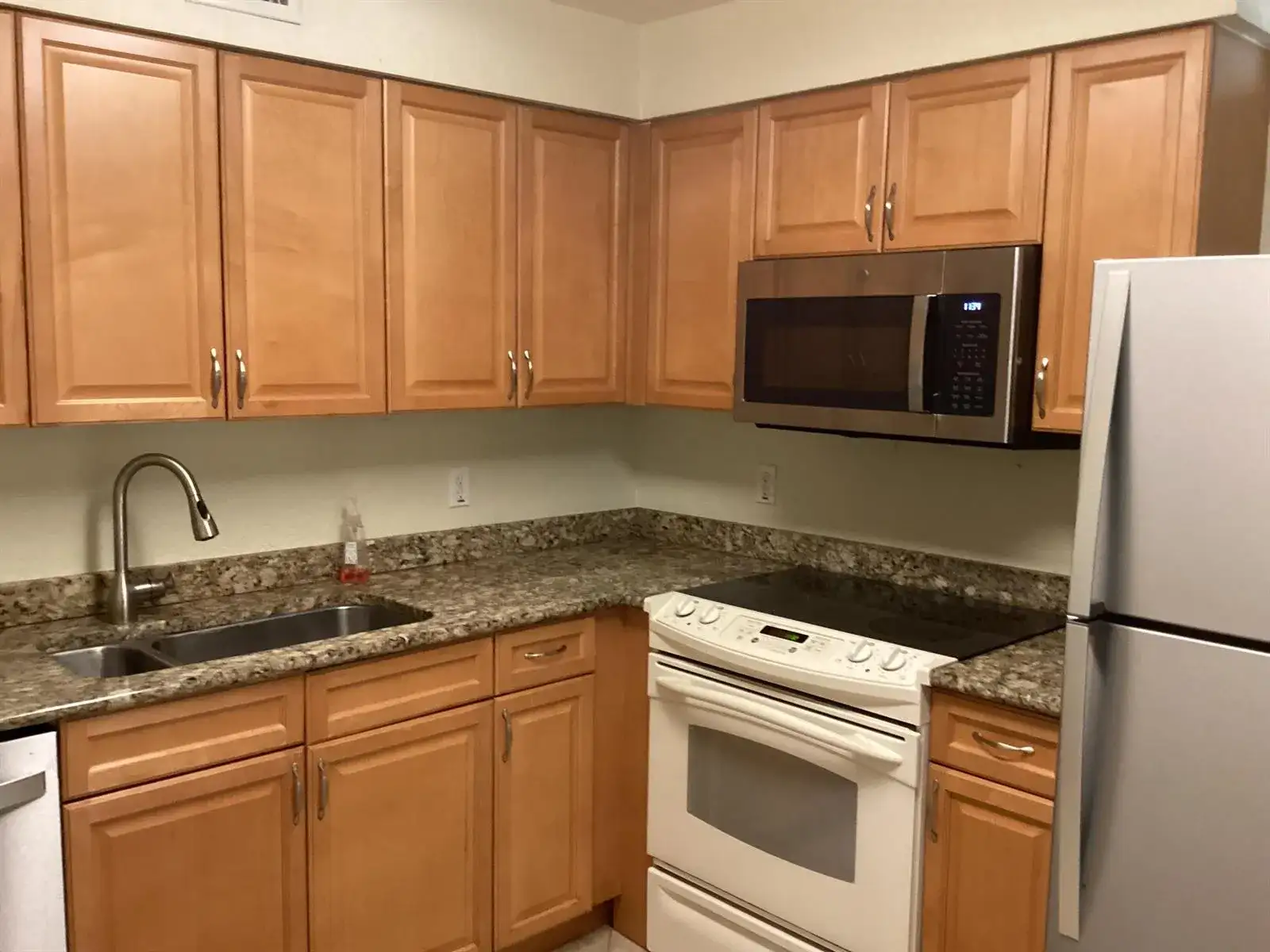 1000 Spanish River Road # 3k, Boca Raton FL 33432 photo 5