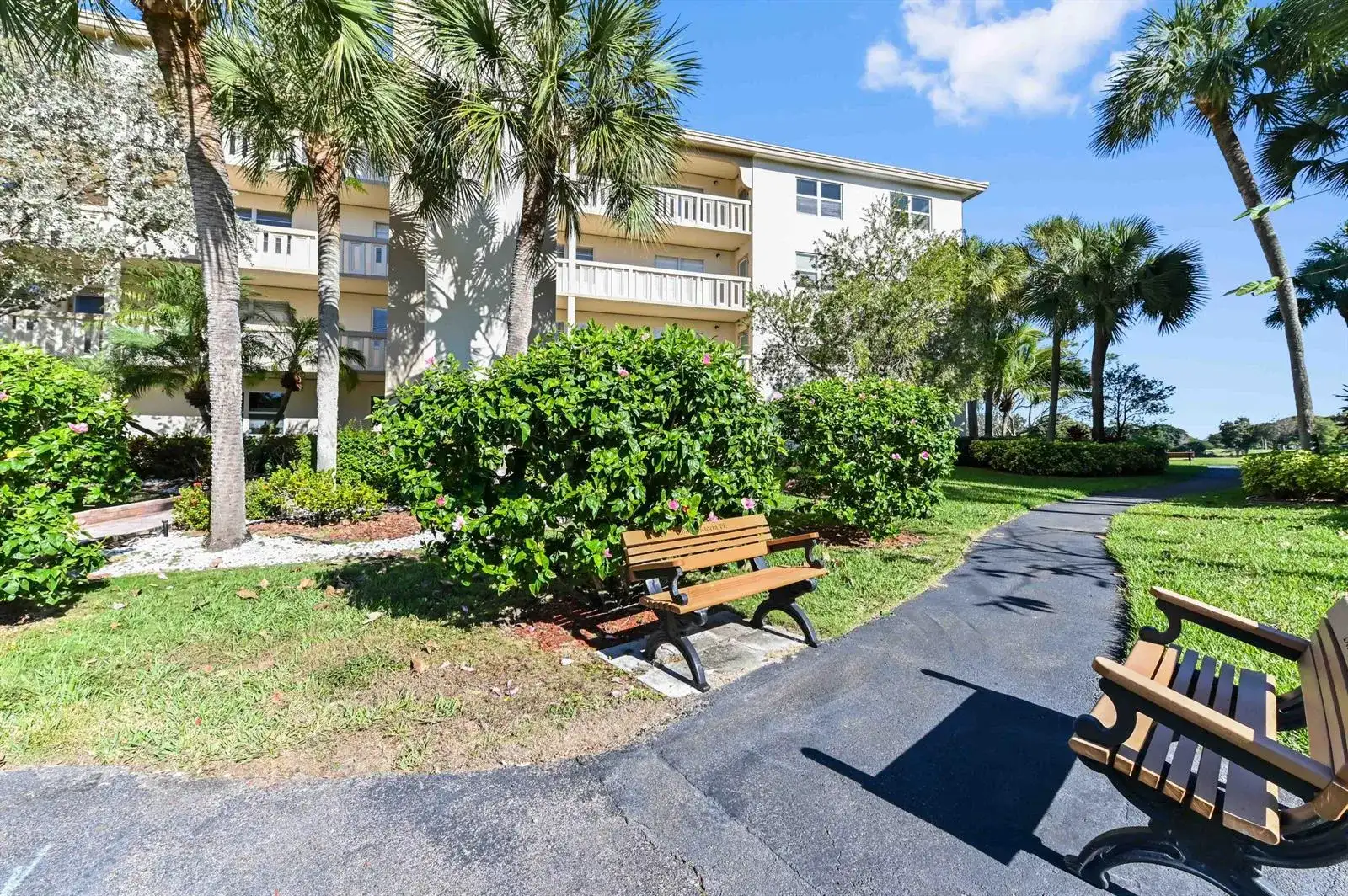 2905 Victoria Place # K3, Coconut Creek FL 33066 photo 2