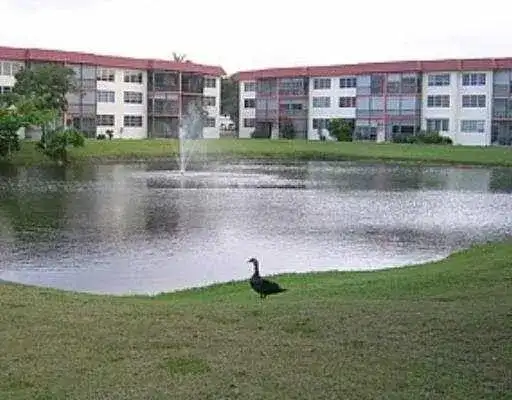 681 S Hollybrook Drive # 105, Pembroke Pines FL 33025