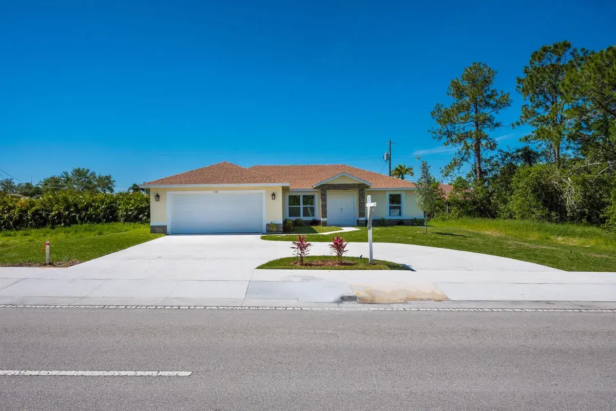 122 SW Becker Road, Port St. Lucie FL 34953