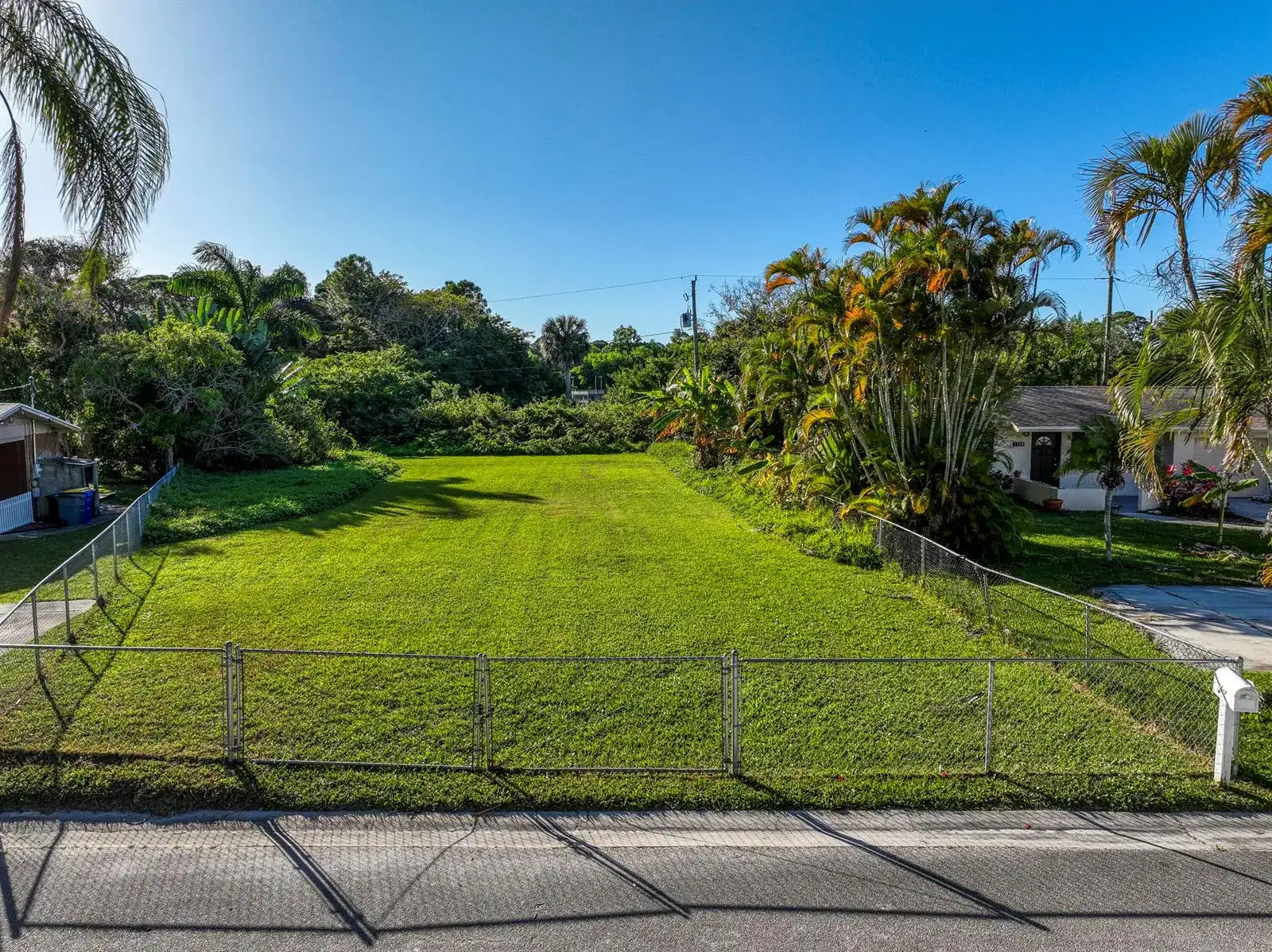 1328 NW Charlie Green Drive, Stuart FL 34994 photo 5