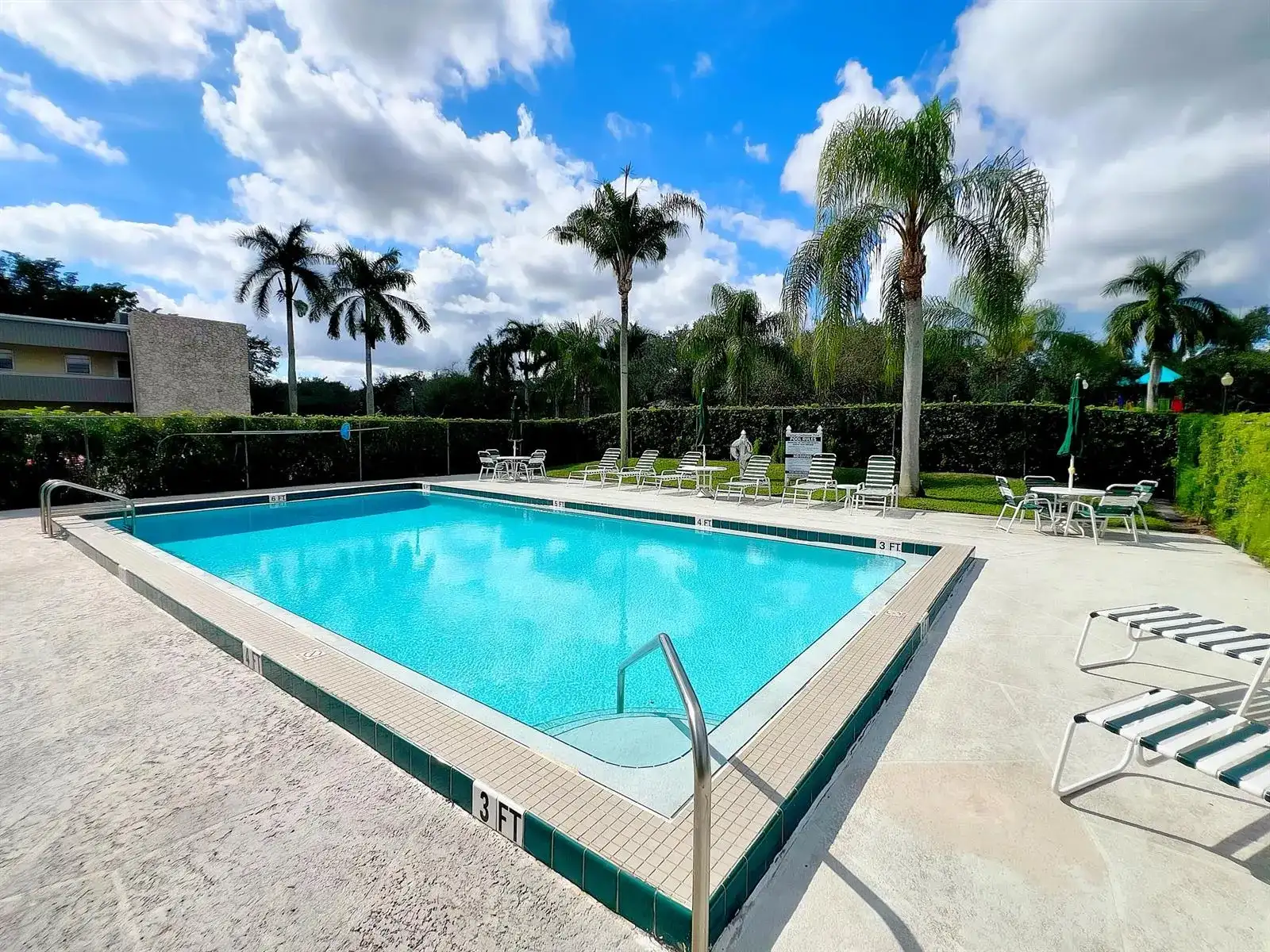 126 Sparrow Drive # 19a, Royal Palm Beach FL 33411 photo 5