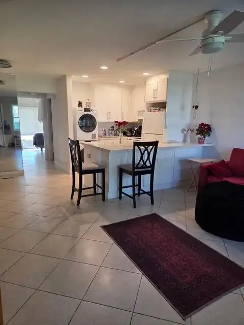 460 Horizons W # 111, Boynton Beach FL 33435 photo 2