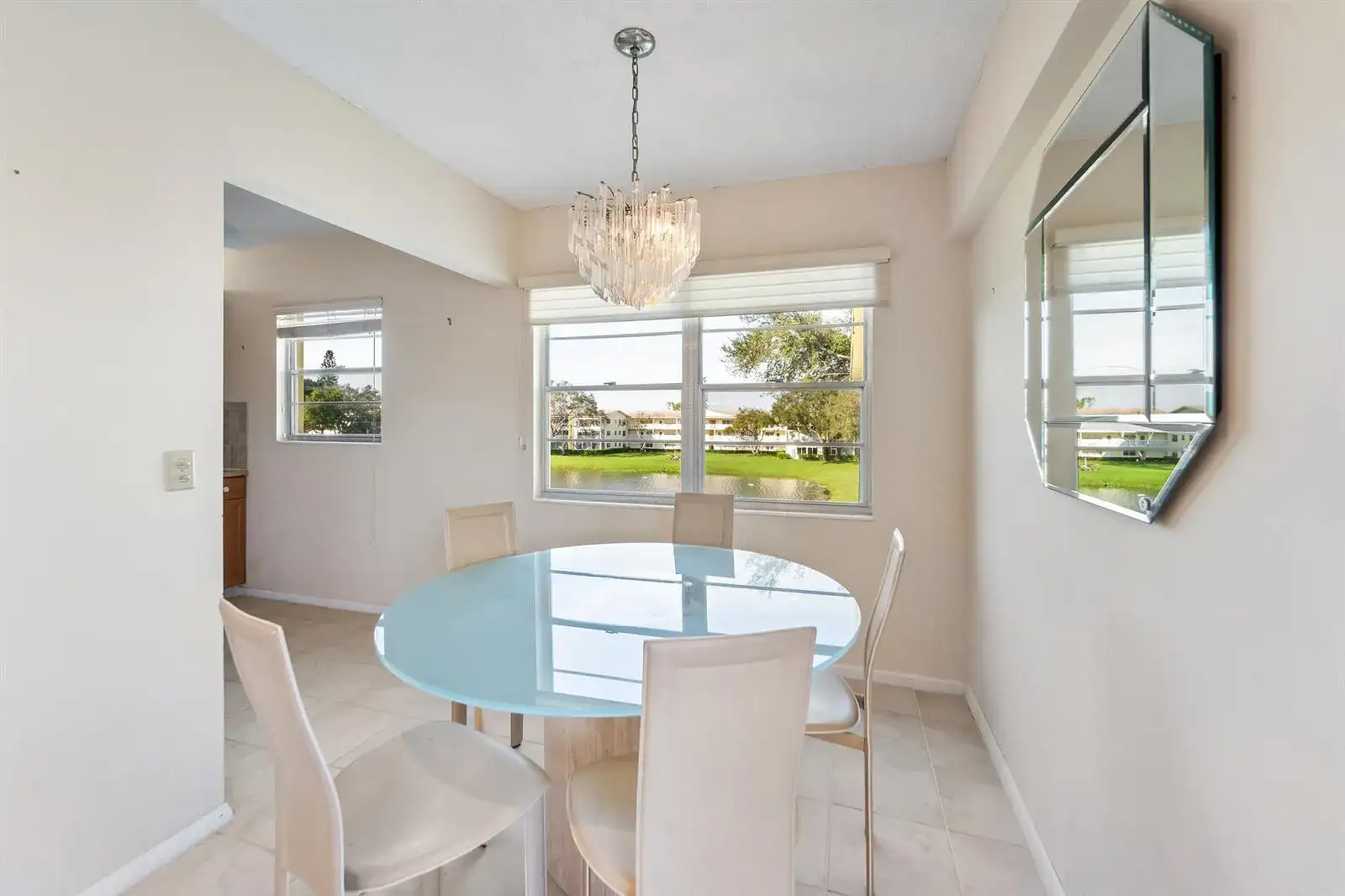 200 Dorset E, Boca Raton FL 33434 photo 3