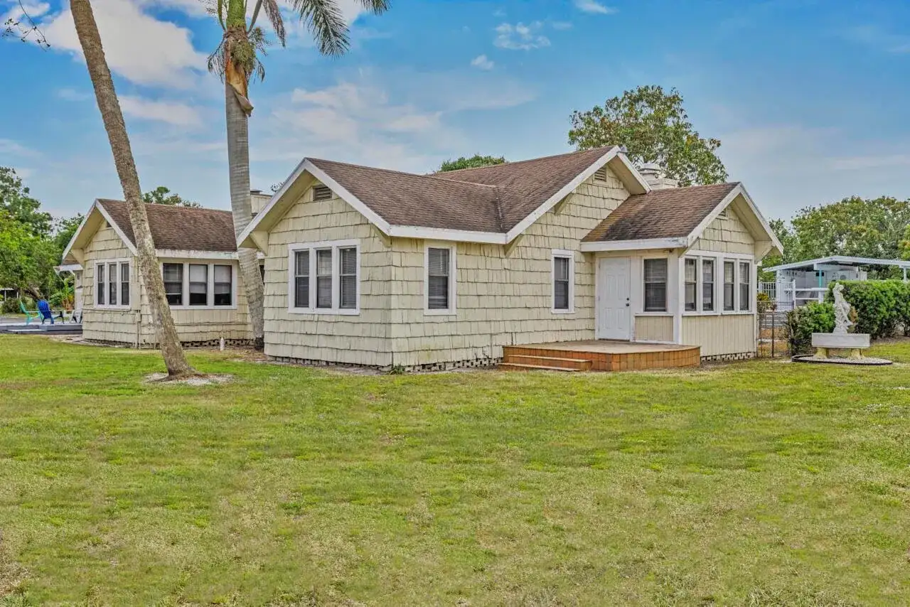 14601 Orange Avenue N, Fort Pierce FL 34945 photo 5