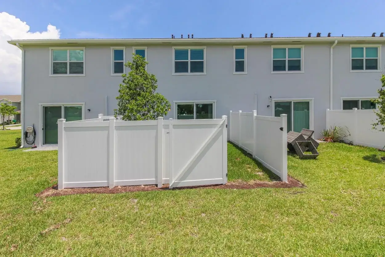 640 SE Lake Falls Street, Port St. Lucie FL 34984 photo 2