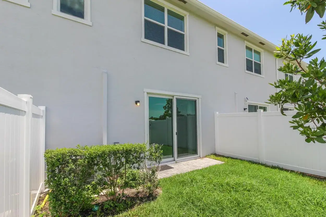 640 SE Lake Falls Street, Port St. Lucie FL 34984 photo 3