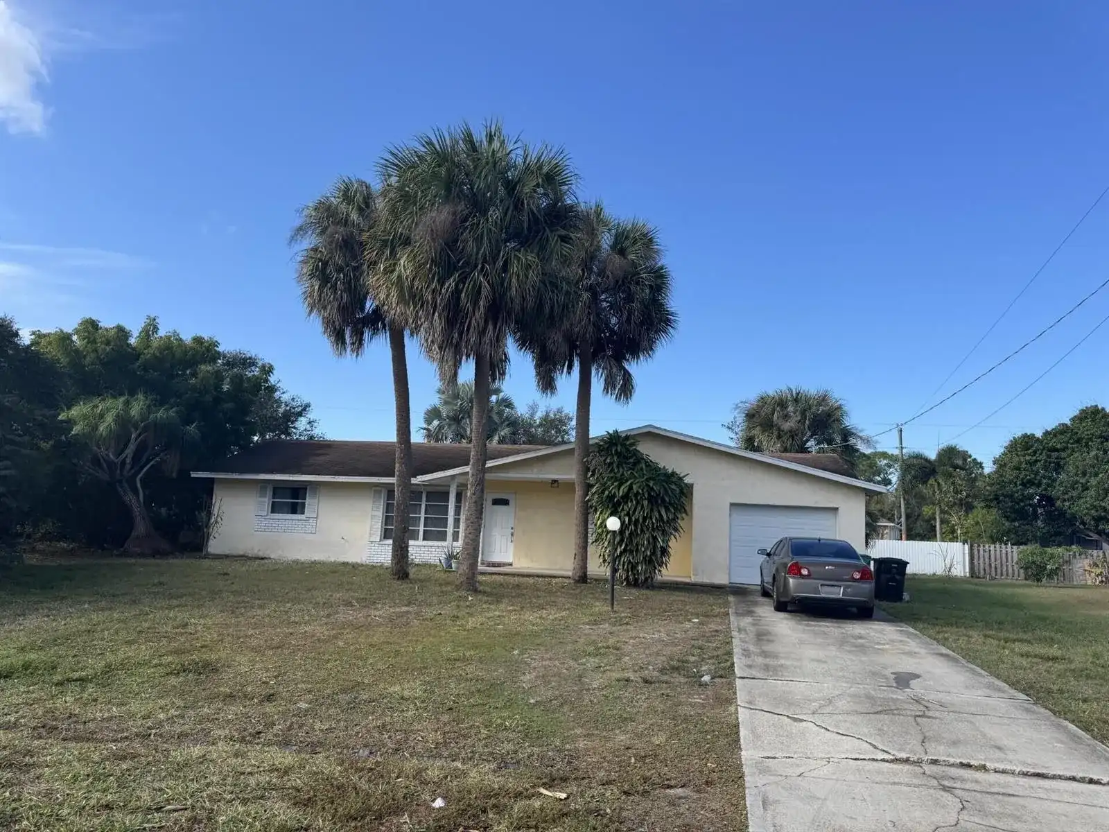 2434 SE Sidonia Street, Port St. Lucie FL 34952