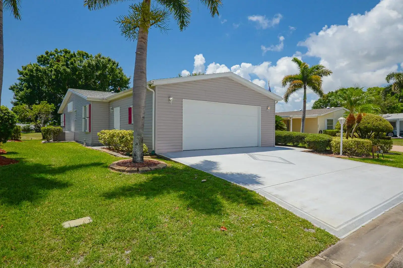 3225 Scarlet Tanager Court, Port St. Lucie FL 34952 photo 2