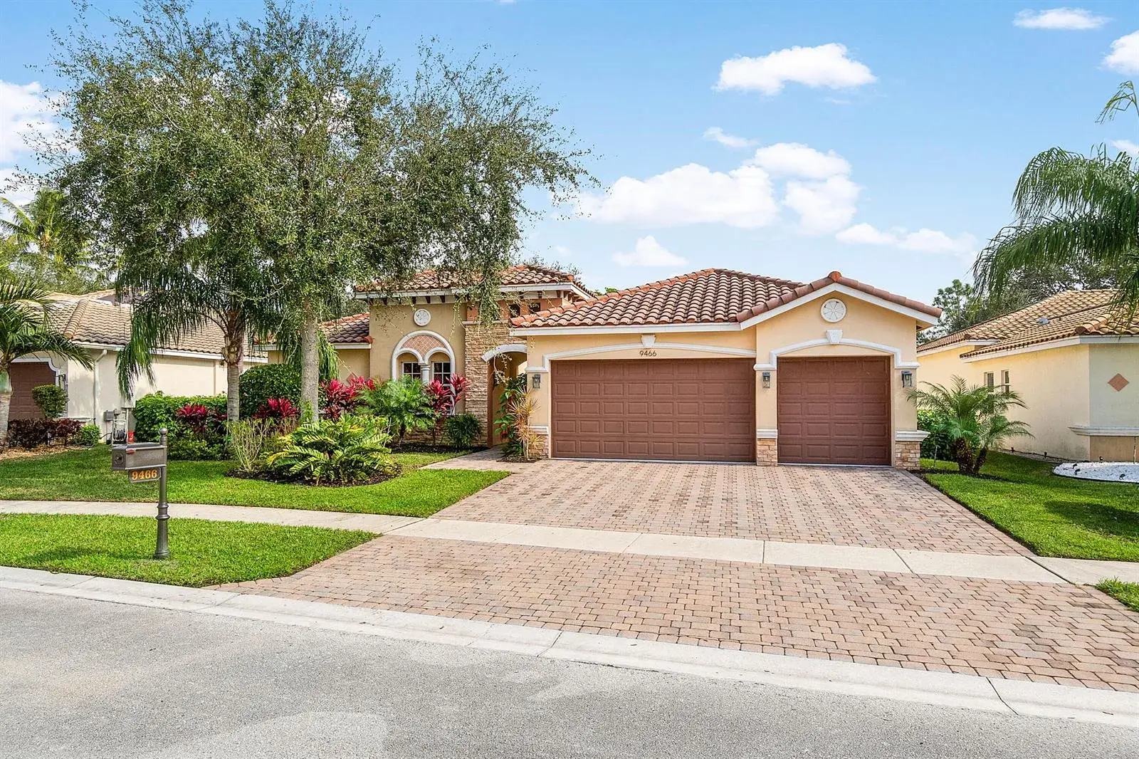 9466 Campi Drive, Lake Worth FL 33467 photo 4