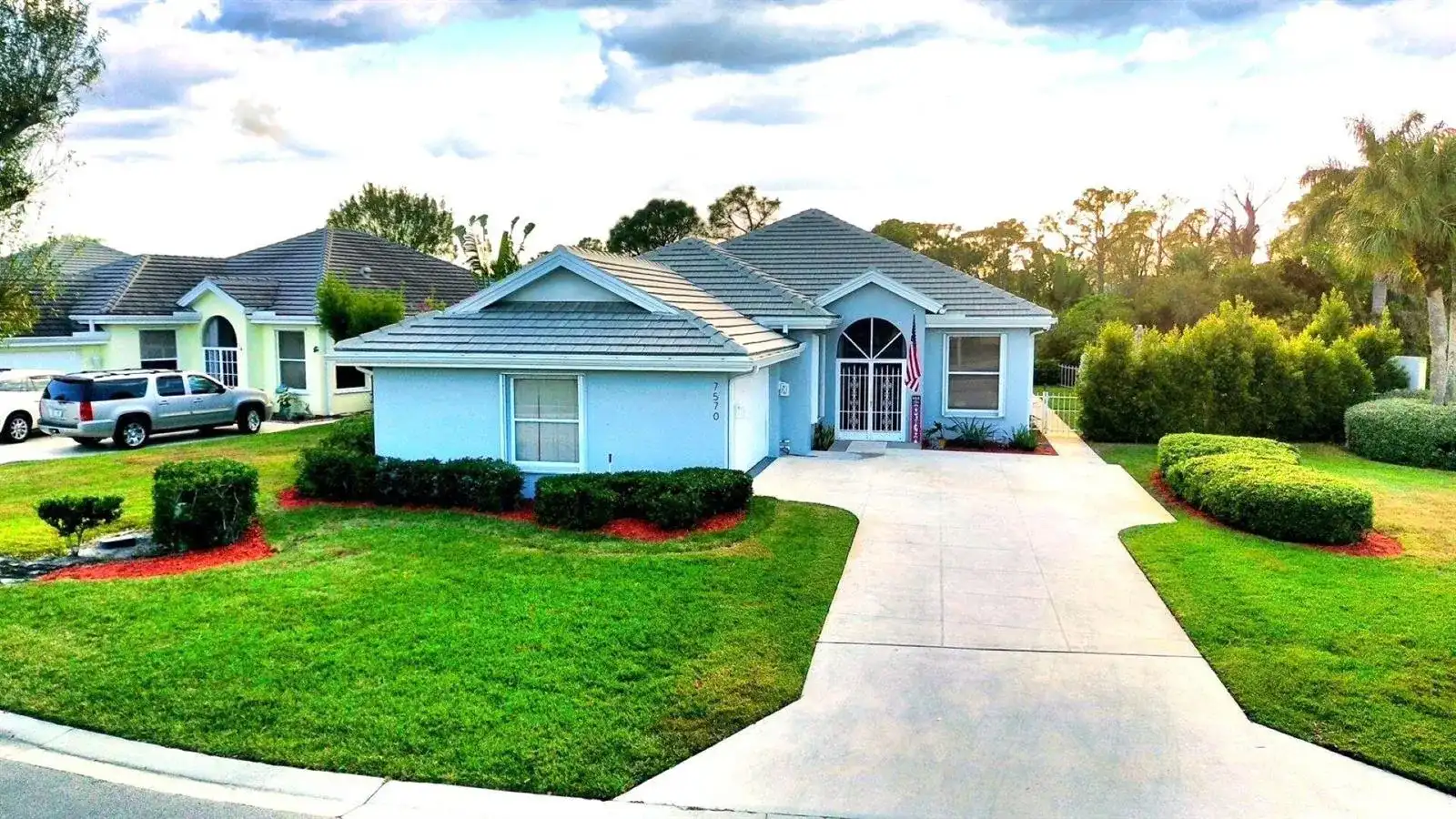 7570 SE Bay Cedar Circle, Hobe Sound FL 33455
