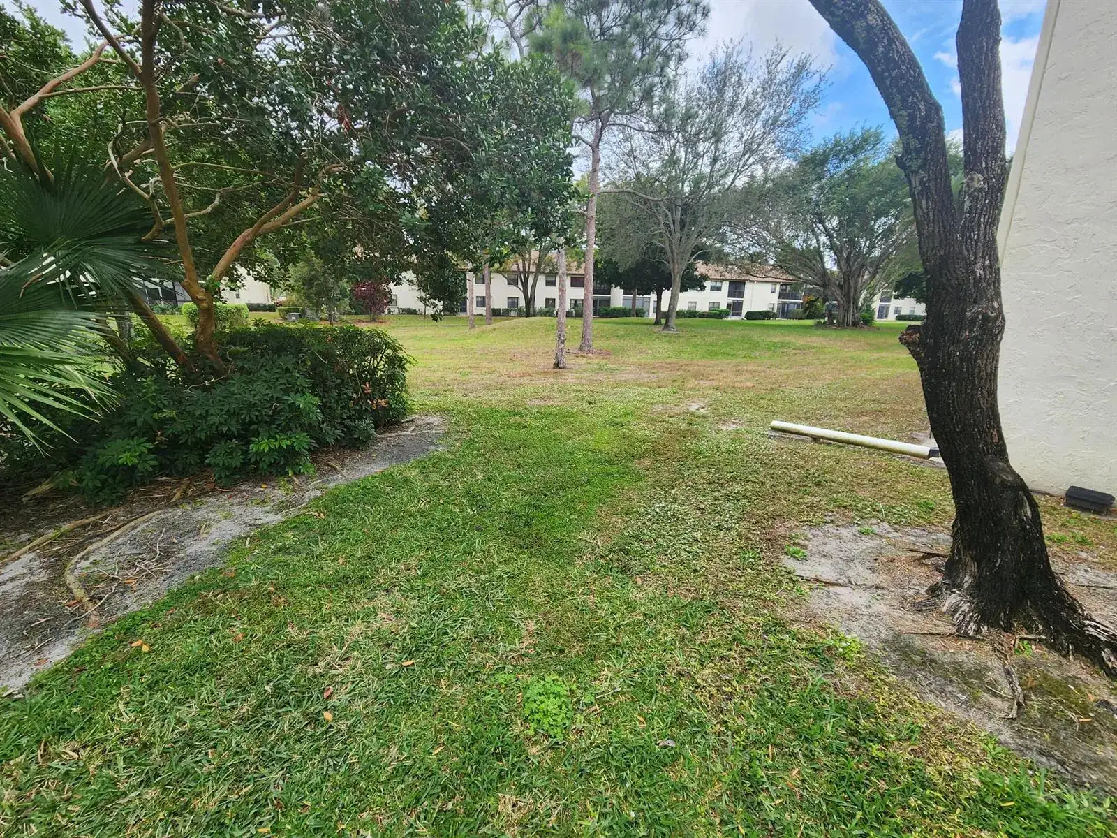 3345 Lucerne Park Drive, FL 33467 photo 2