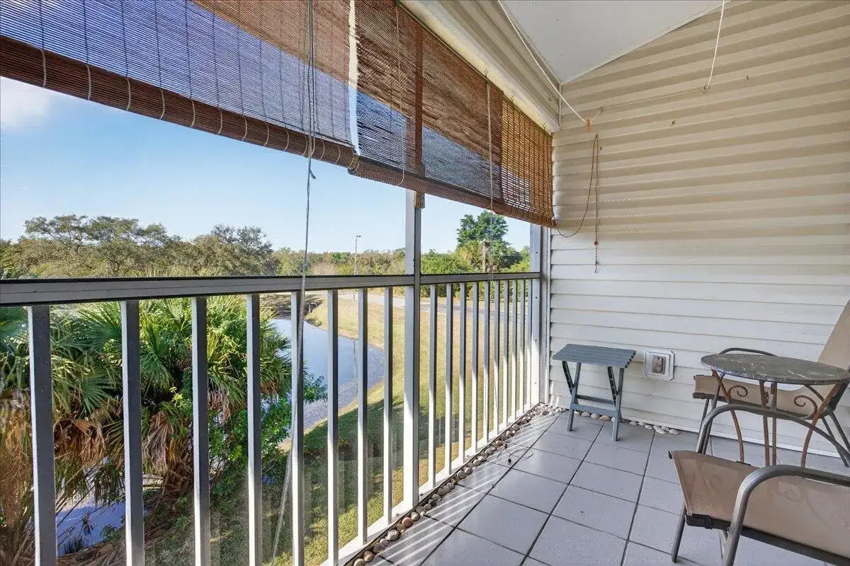 1810 Waterford Drive # 6, Vero Beach FL 32966 photo 2