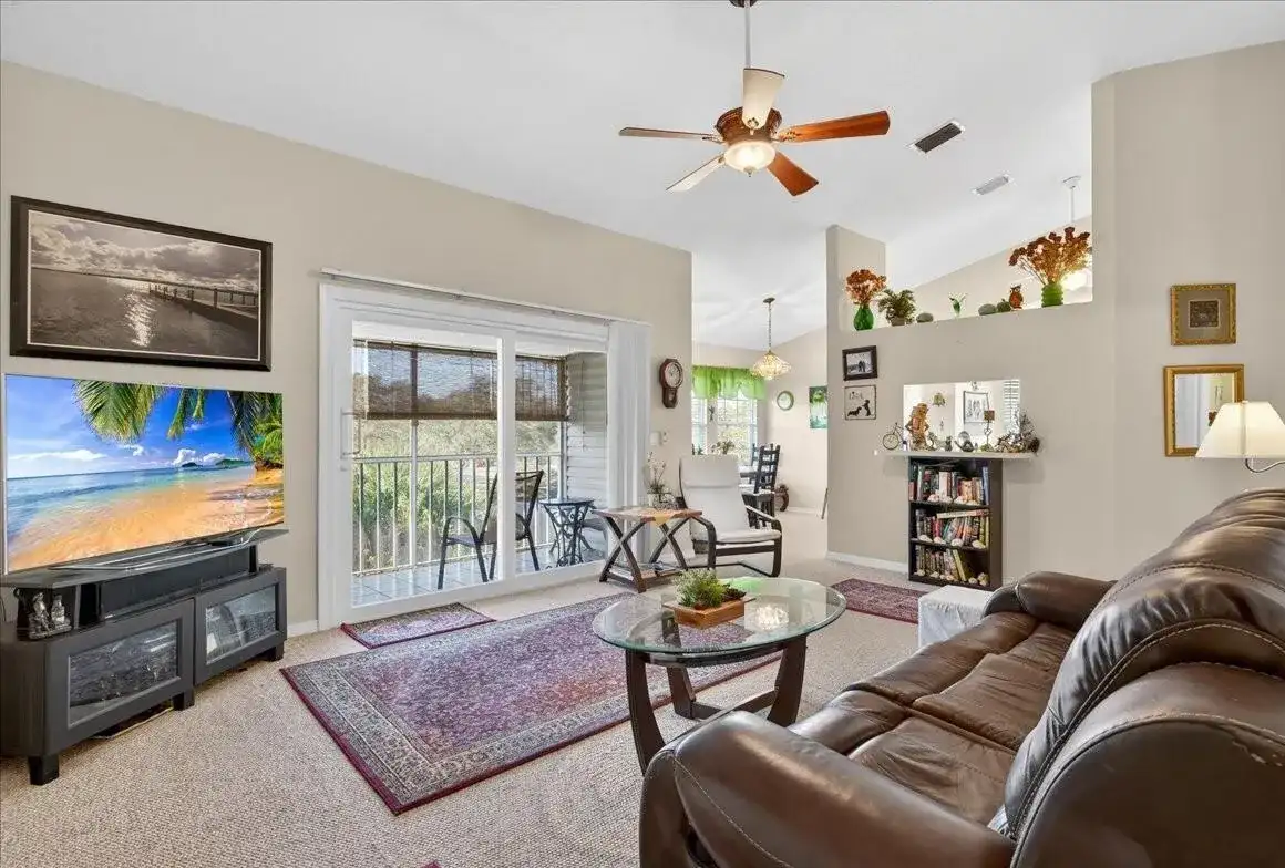 1810 Waterford Drive # 6, Vero Beach FL 32966 photo 3