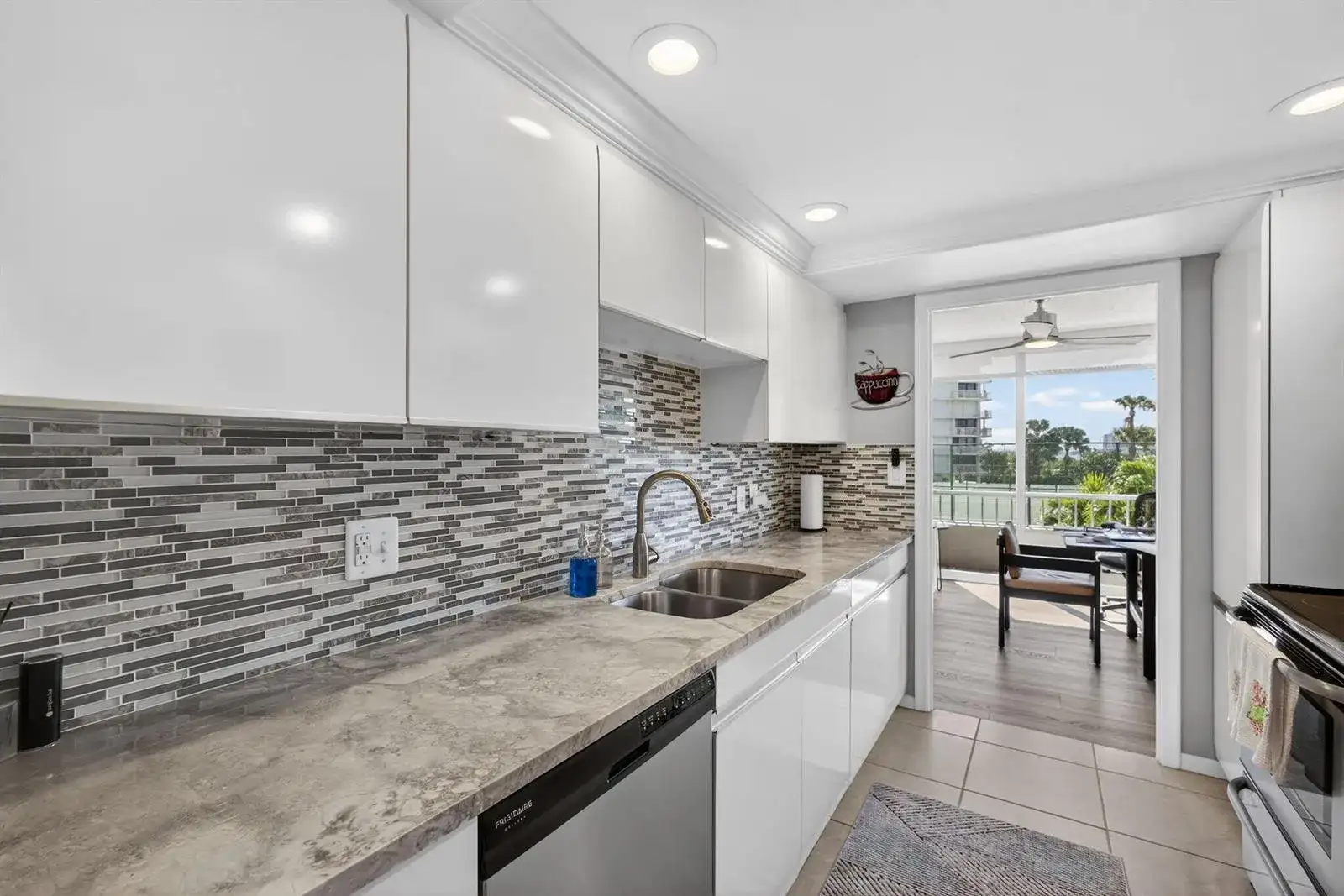 5510 N Ocean Drive # 2d, Singer Island FL 33404 photo 5