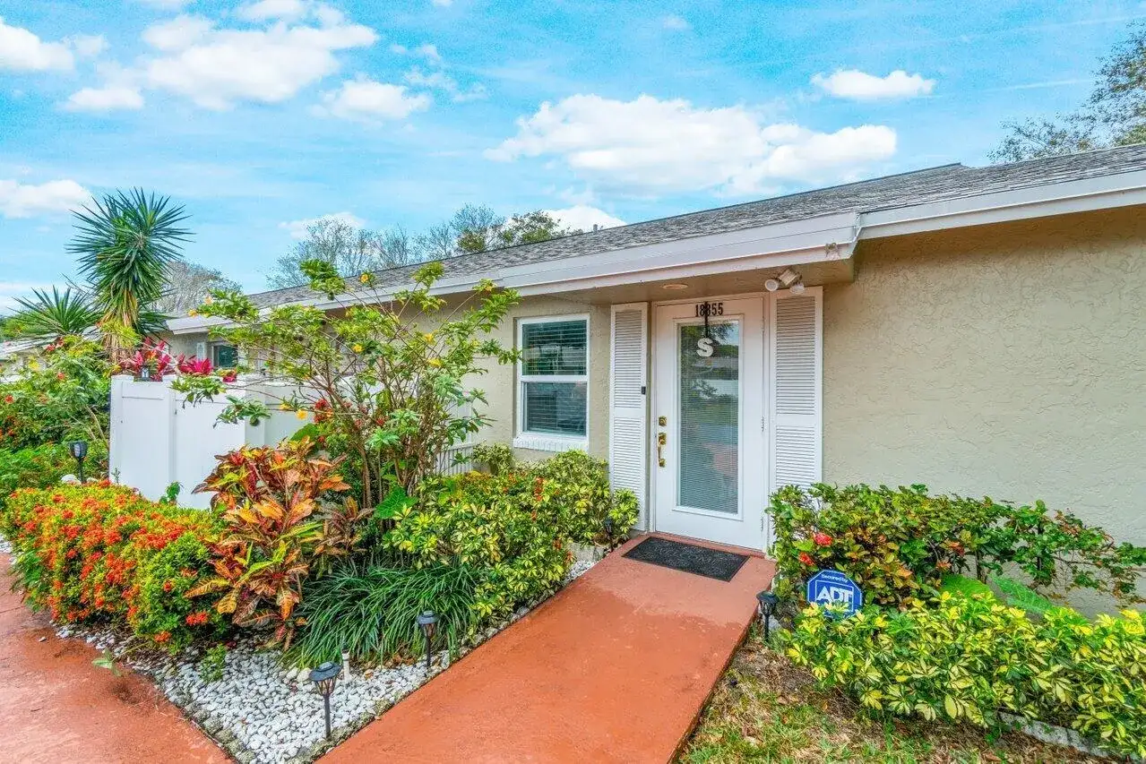 18855 Candlewick Drive, Boca Raton FL 33496 photo 4