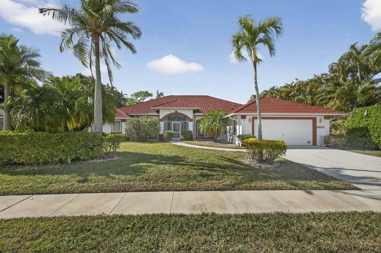 1940 S Club Drive, Wellington FL 33414