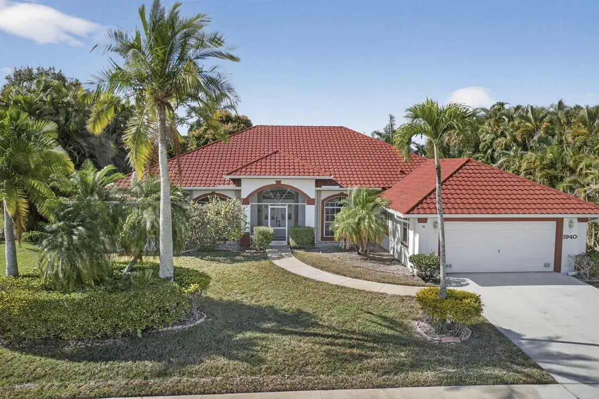 1940 S Club Drive, Wellington FL 33414