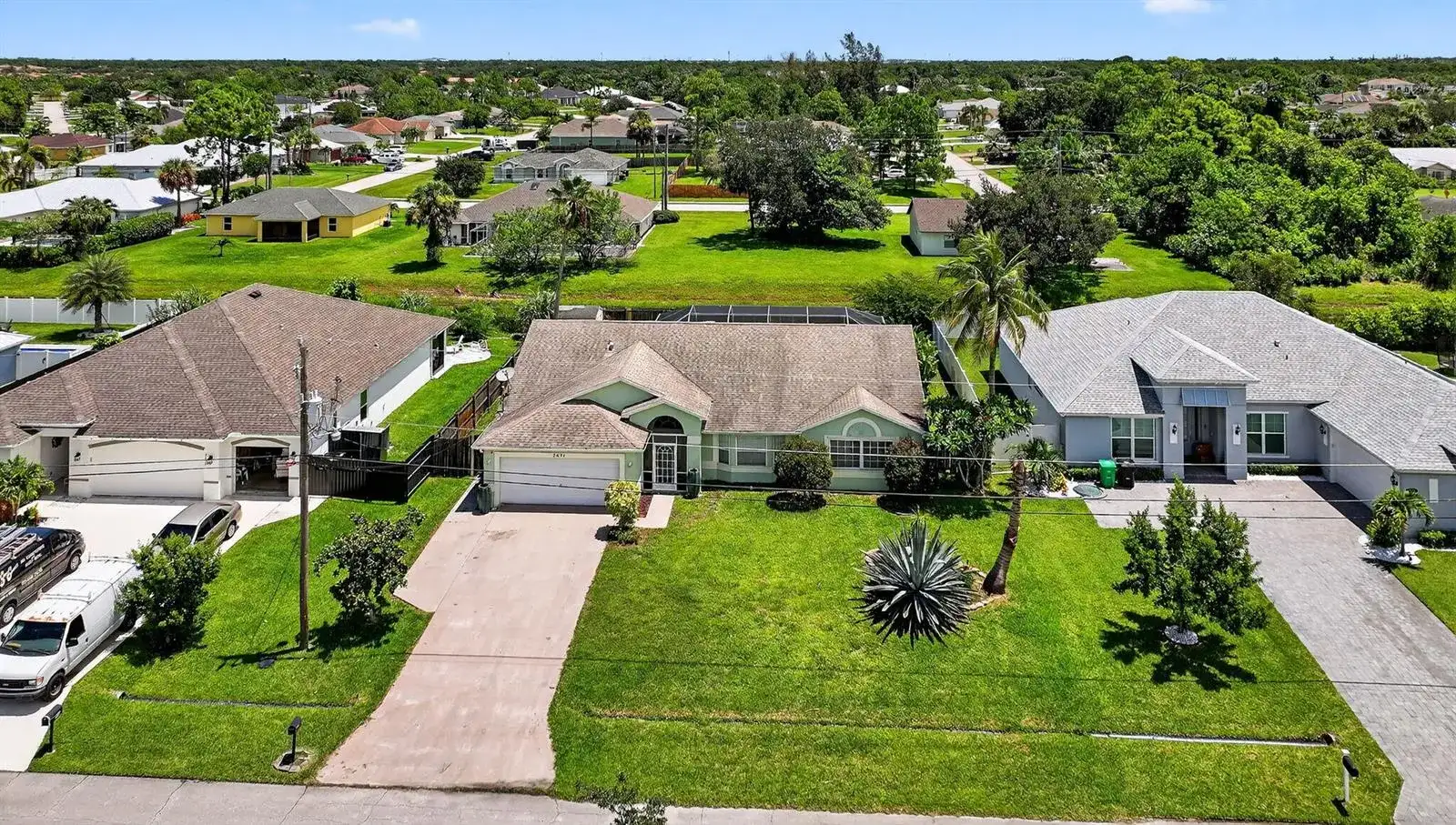 2631 SW Fair Isle Road, Port St. Lucie FL 34987 photo 2