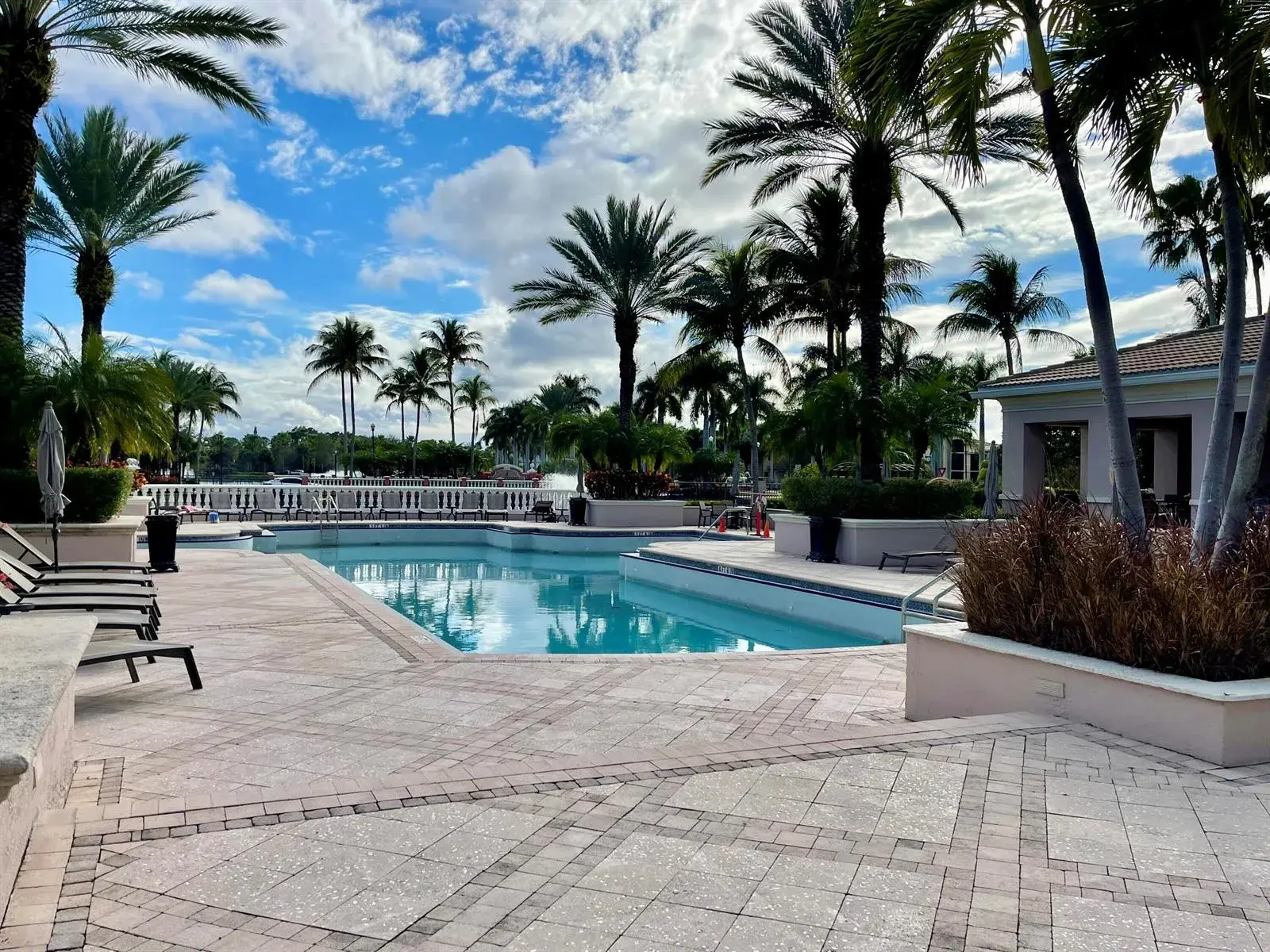 2727 Anzio Court # 108, Palm Beach Gardens FL 33410